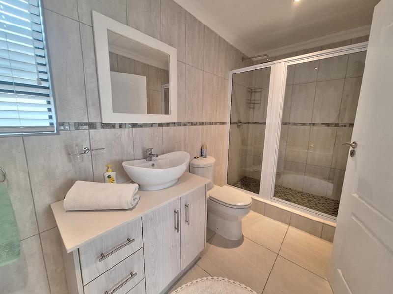 4 Bedroom Property for Sale in Hartenbos Landgoed Western Cape